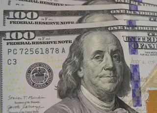 Dólar sobe para R$ 5,14 um dia após divisão no Copom
