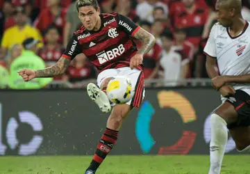 Athletico-PR e Flamengo decidem quem vai à semi da Copa do Brasil