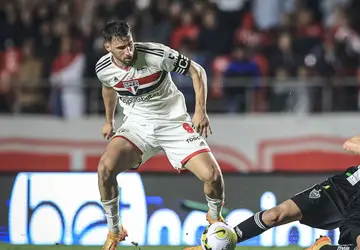 Atlético-MG arranca empate de 2 a 2 com o São Paulo no Morumbi