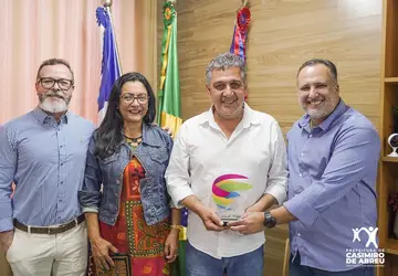 Casimiro de Abreu recebe prêmio Moderna de Educação