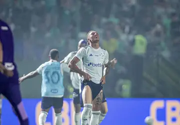 Cruzeiro supera Goiás e ganha fôlego na lua contra o rebaixamento