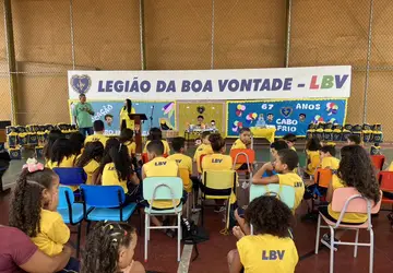 LBV celebra 67 anos de atividades em Cabo Frio com entrega de kits pedagógicos