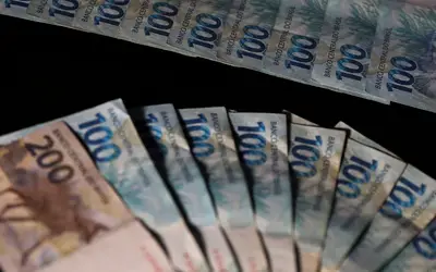 Dívida pública fecha 2022 perto de R$ 6 trilhões