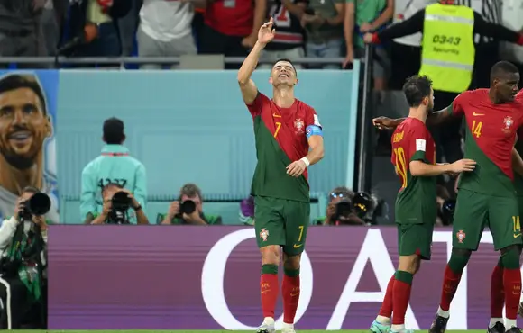 Com gol histórico de Cristiano Ronaldo, Portugal supera Gana por 3 a 2