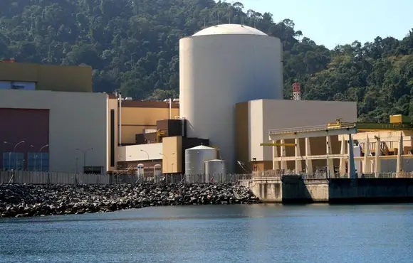 Eletronuclear é multada por liberação de material radioativo no mar